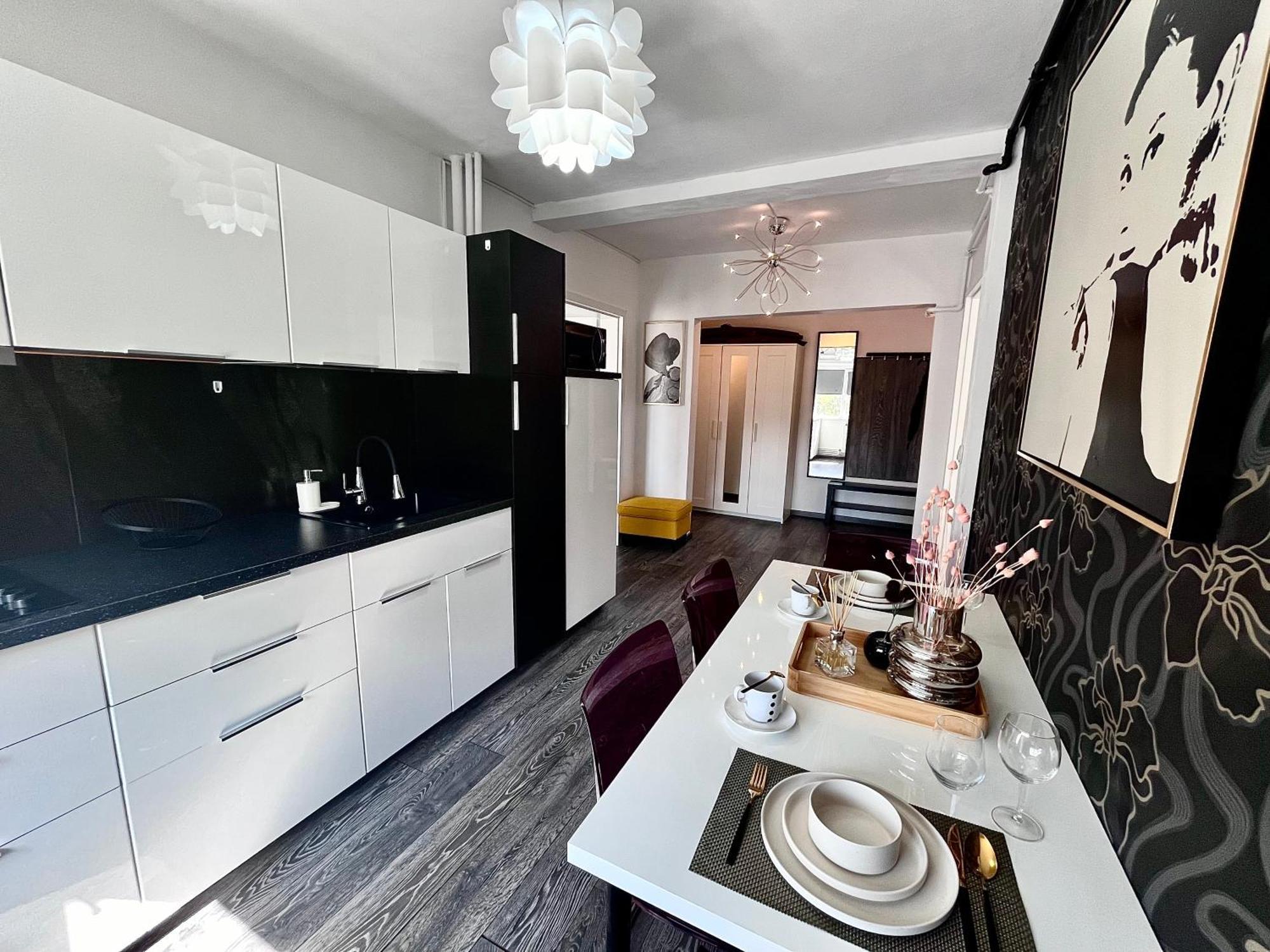 Flh - Liberty With Balcony & Free Parking Apartamento